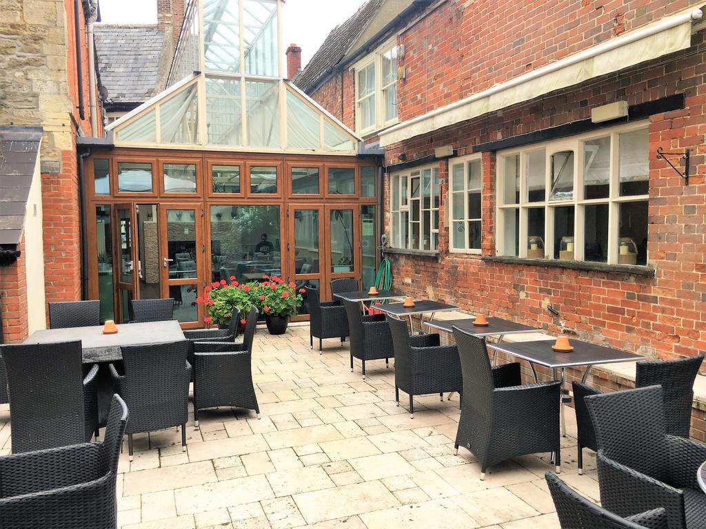 The Highworth Hotel Swindon Zewnętrze zdjęcie