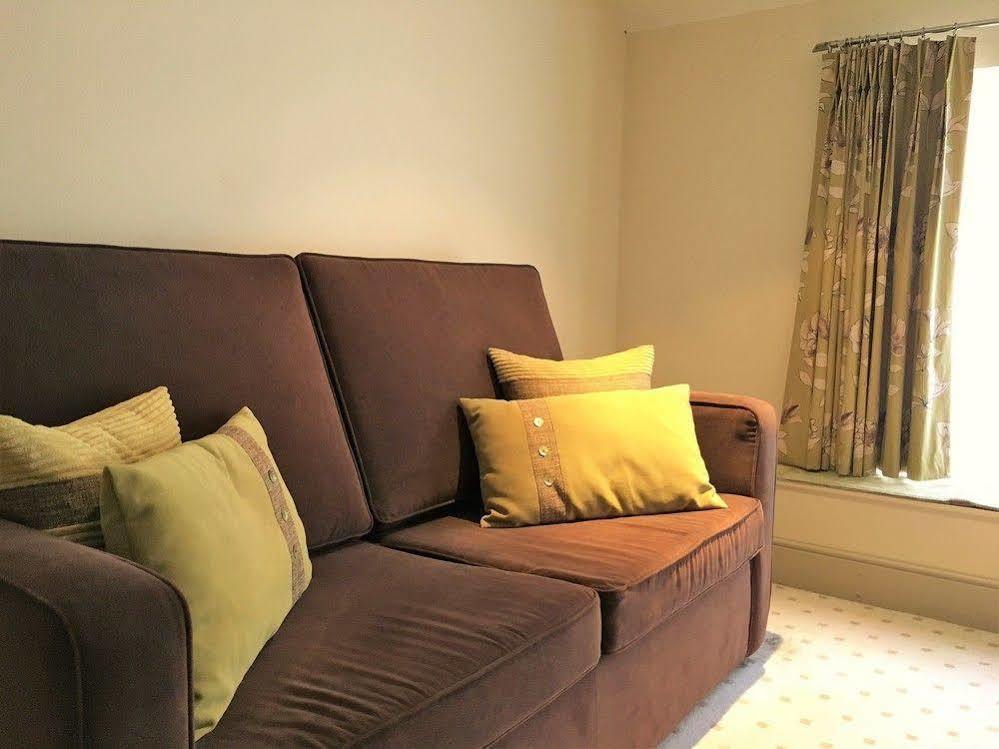 The Highworth Hotel Swindon Zewnętrze zdjęcie