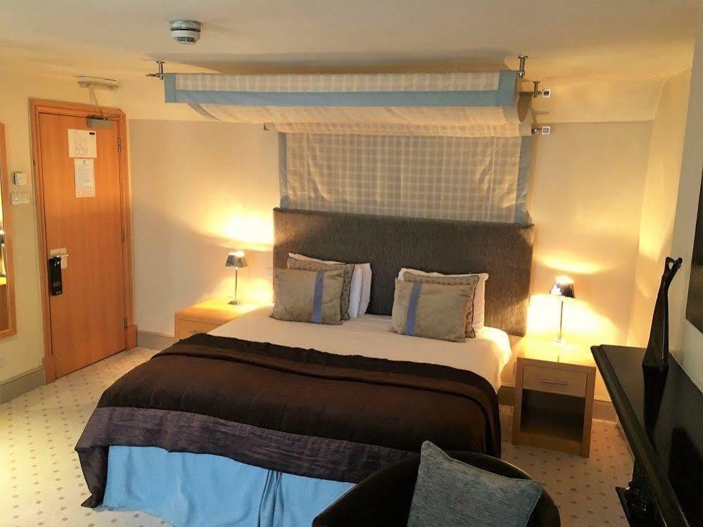 The Highworth Hotel Swindon Zewnętrze zdjęcie