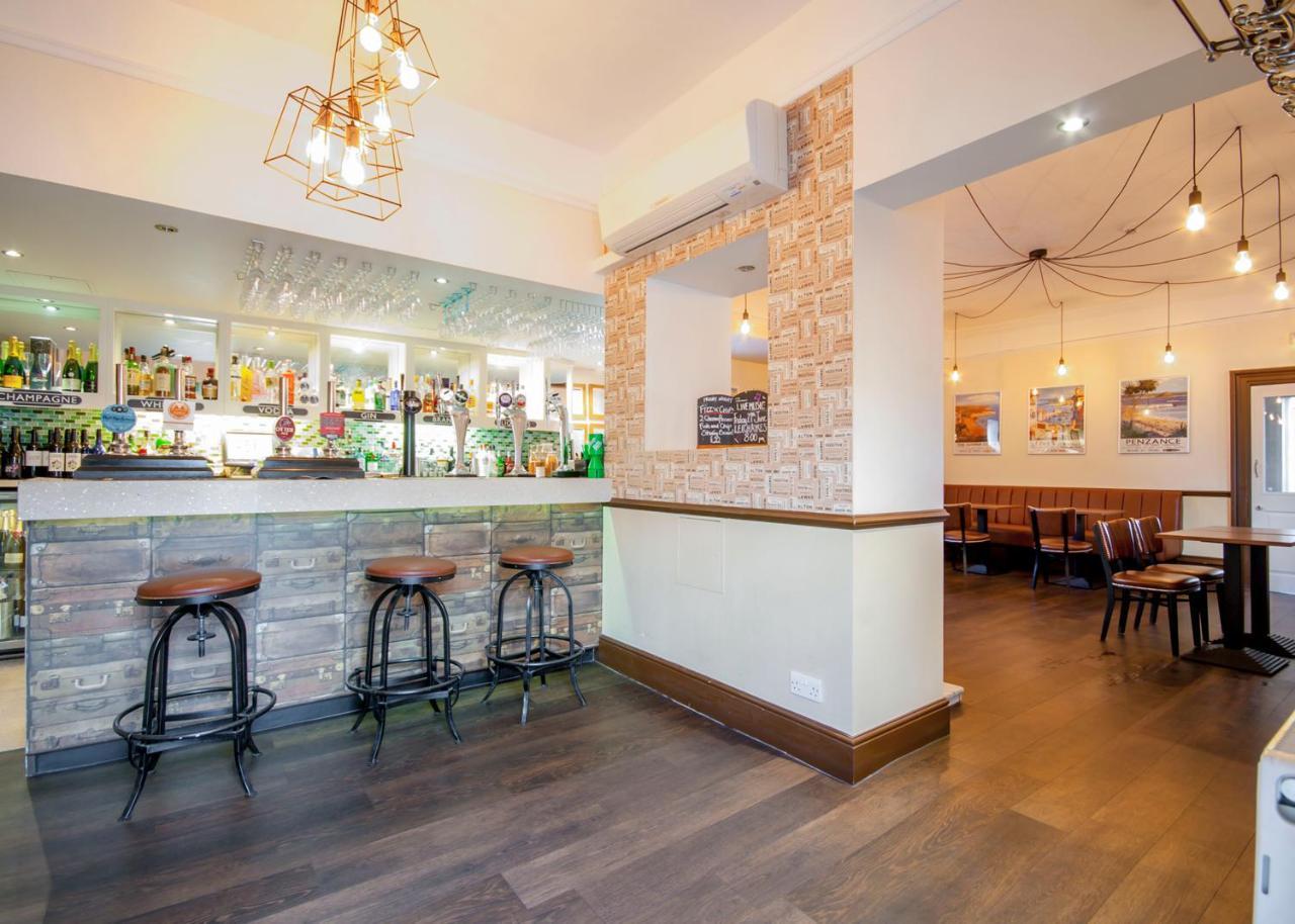 The Highworth Hotel Swindon Zewnętrze zdjęcie