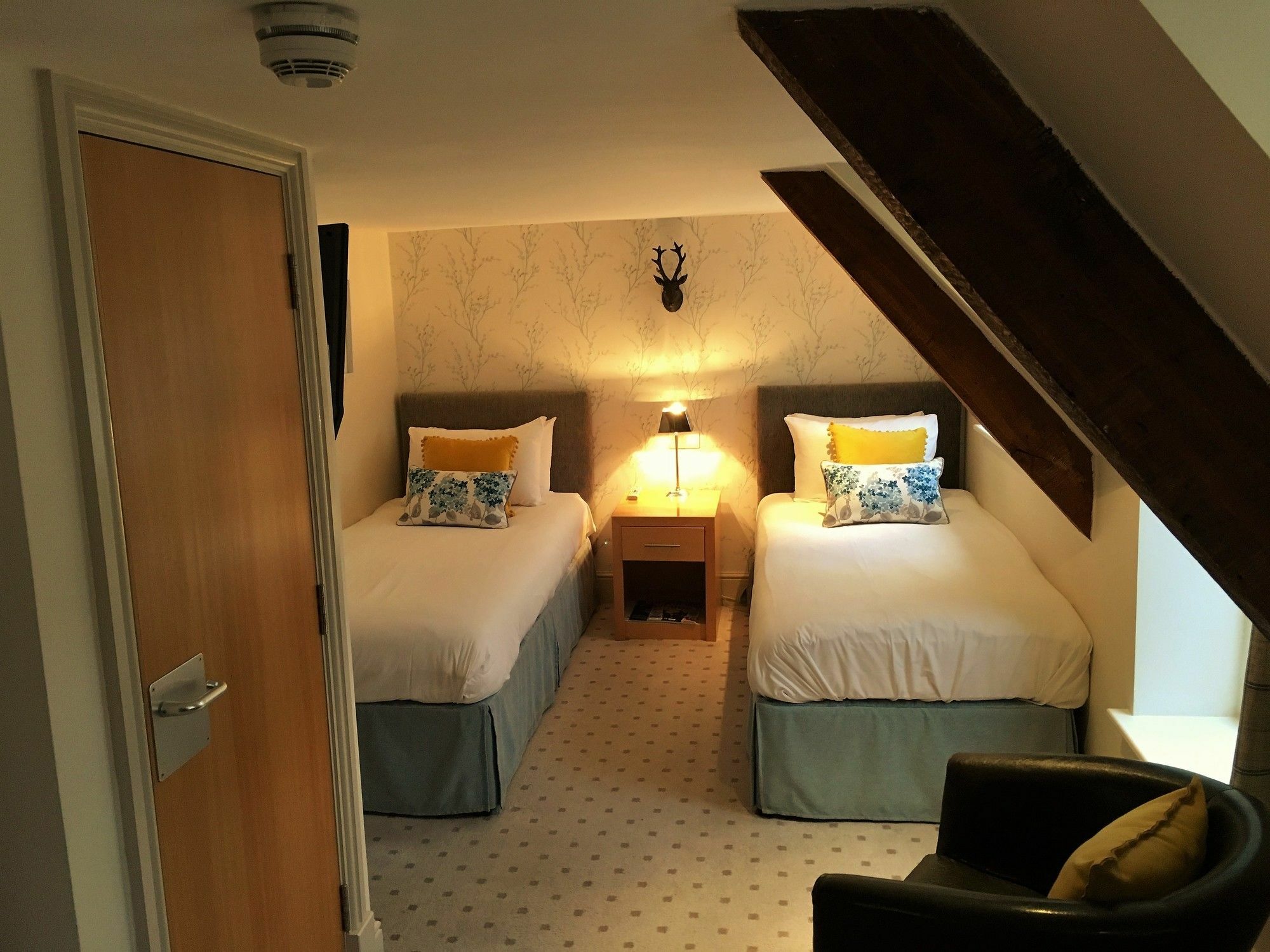 The Highworth Hotel Swindon Zewnętrze zdjęcie
